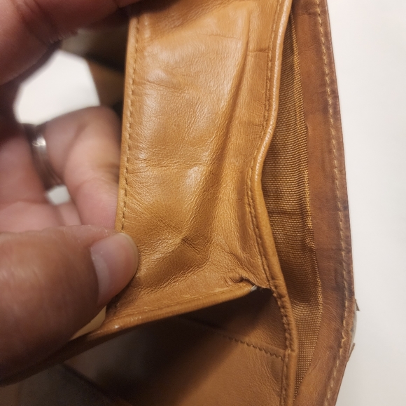 Authentic Vintage Celine Soft Leather Tri Fold Wallet - Picture 13 of 16